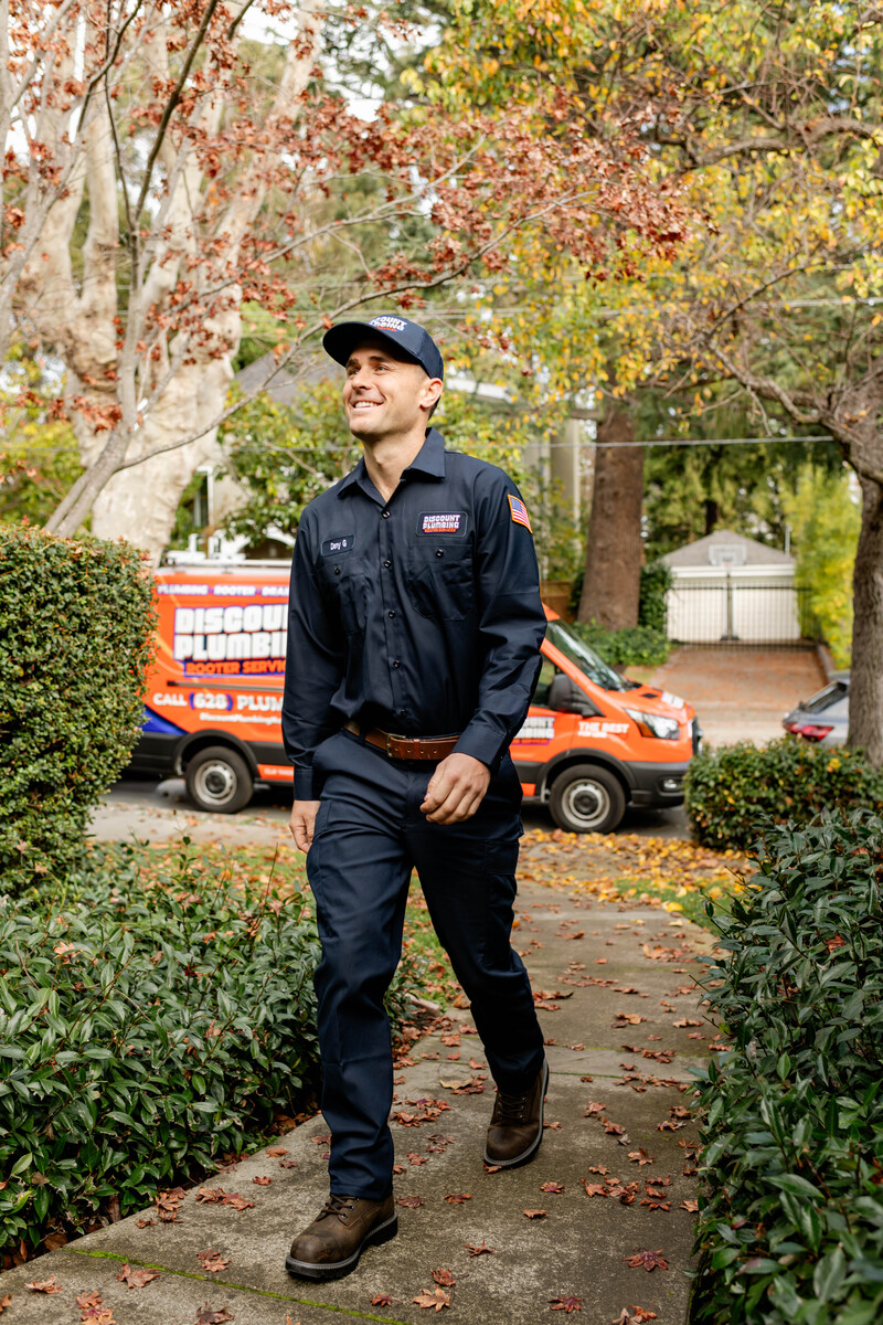 Discount Plumbing technician